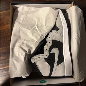 Nike Air Jordan 1 Retro High OG GS Shadow